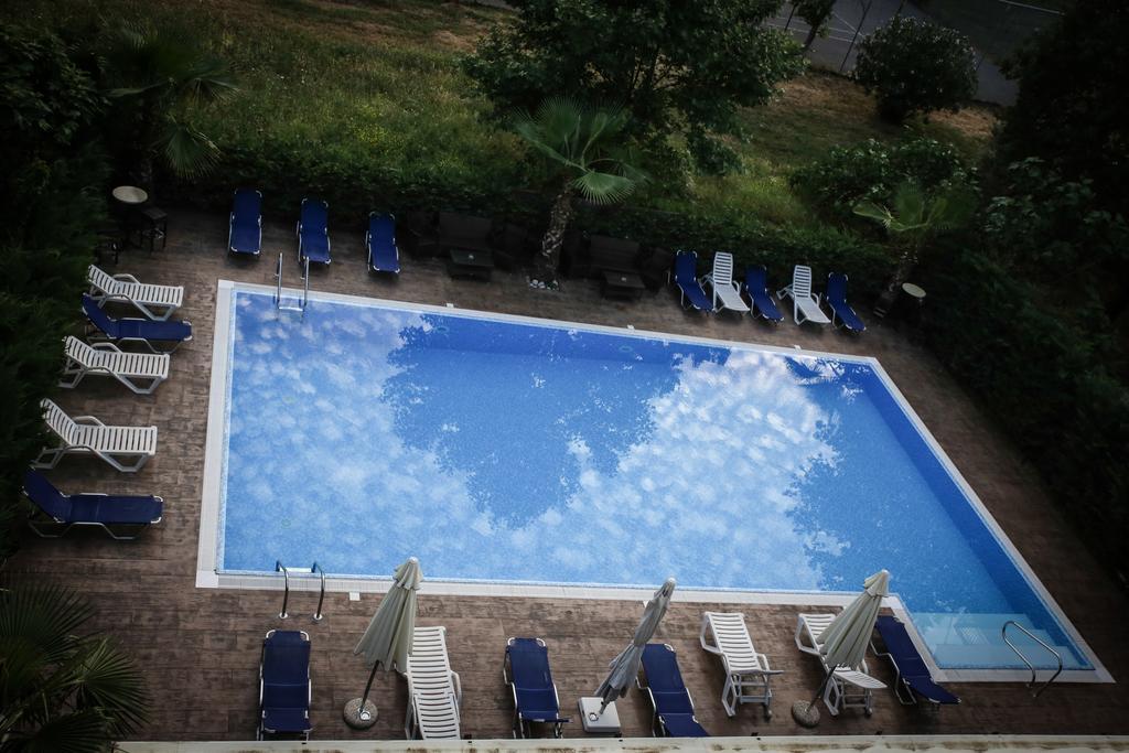 Hotel Ena Loutra Ipatis Ngoại thất bức ảnh