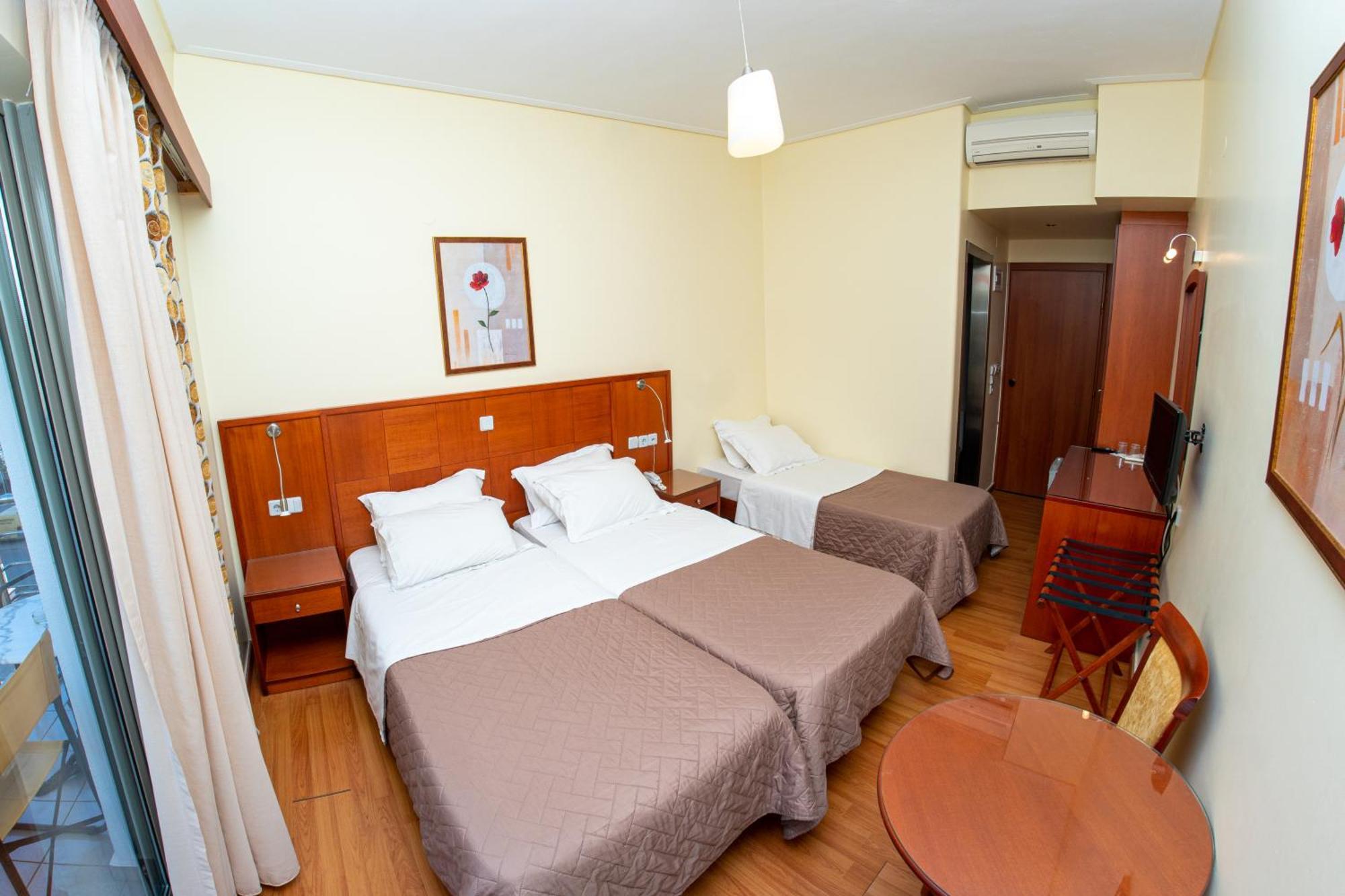 Hotel Ena Loutra Ipatis Ngoại thất bức ảnh