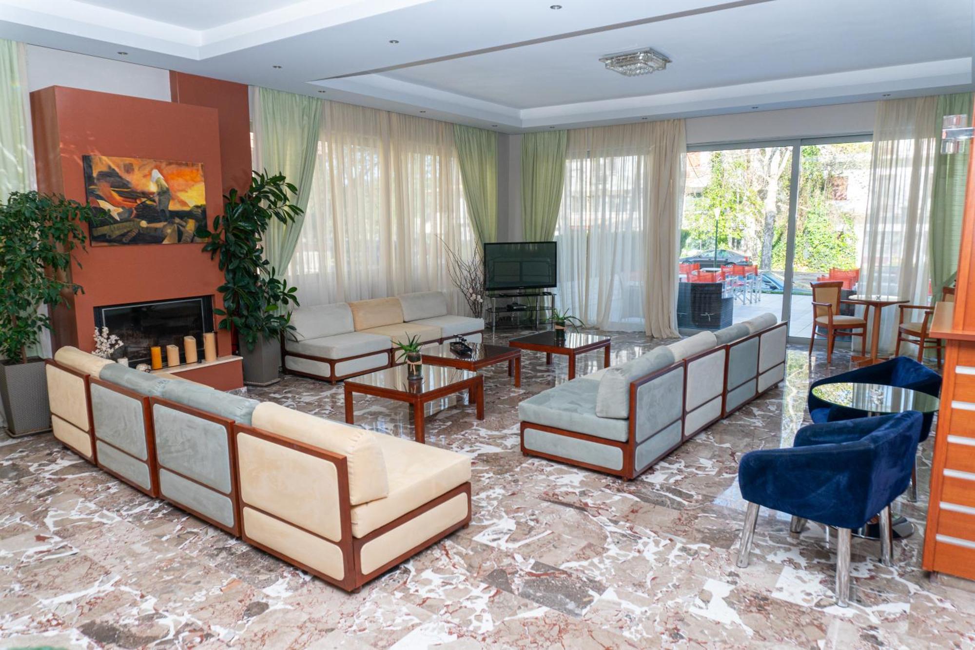 Hotel Ena Loutra Ipatis Ngoại thất bức ảnh